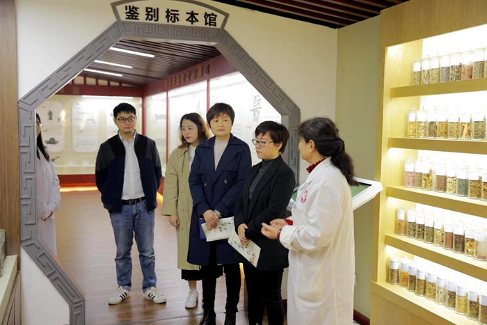 <font color='#333333'>标杆考察学习|成都倍特药业</font>
