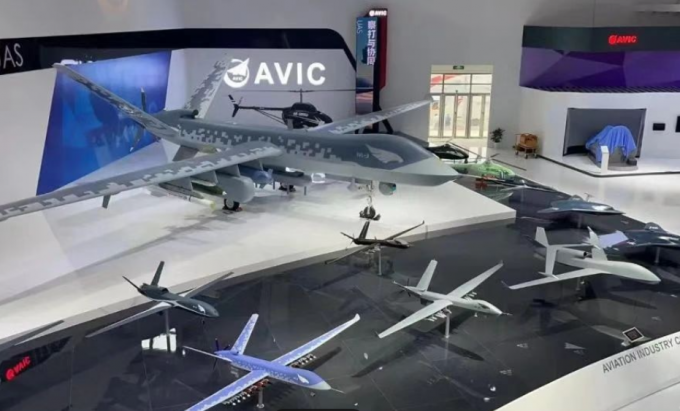 参观中航（成都）无人机系统股份有限公司